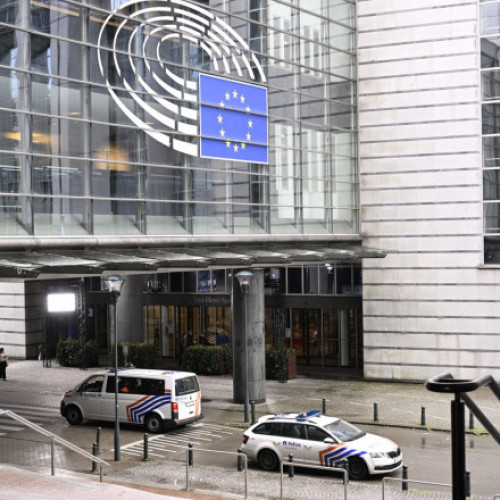 Percheziţii la sediile din Bruxelles şi Strasbourg ale PE. Un asistent al unui europarlamentar german ar fi răspândit propaganda rusă