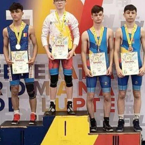 Ianis Monete de la CSS Petroșani cucerește medalie de argint la Cupa României la lupte libere, Dennis Lukacs de la CS Inter Petrila obține medalie de bronz