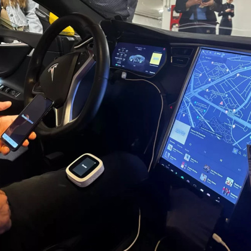 Meridian Taxi, primul parteneriat încheiat cu Revolut Business pentru plată cu cardul în taxi