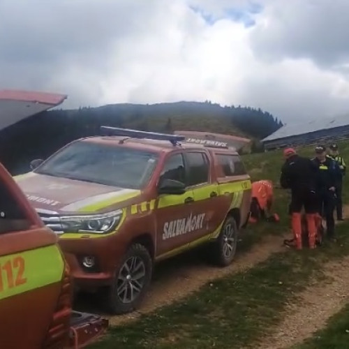 Salvamont Maramureș, intervenție de urgență pentru recuperarea a trei cetățeni ucraineni în Munții Maramureșului