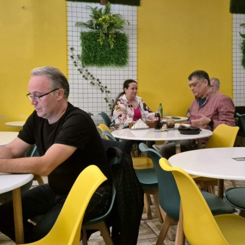 Galaţi va fi gazda Campionatului Mondial de cultură generală din 2024, alături de peste 70 de oraşe din 44 de ţări. Ediţia din 2024 va avea loc în data de 1 iunie, la ST.UP Cafe, în Complexul "Ţiglina I". Participanţii vor trebui să răspundă la 240 de întrebări din opt domenii în doar două ore, fără variante de răspuns. Înscrierile se fac până vineri, 31 mai, la pagina de Facebook a evenimentului sau la numărul de telefon 0728.872.999.