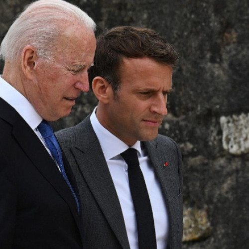 Joe Biden merge în prima sa vizită de stat în Franța, la invitația lui Emmanuel Macron