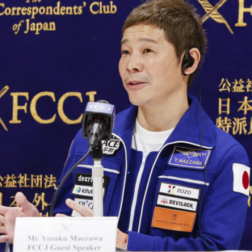 Primul zbor privat de turism spațial a fost anulat. Nava spațială ar fi urmat să facă un zbor în jurul Lunii