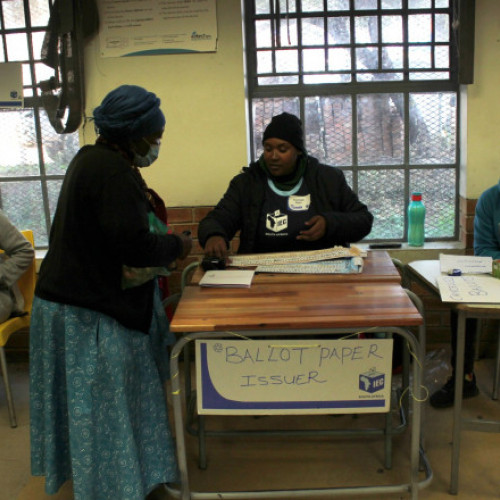 Partidul care a eliberat Africa de Sud de apartheid a pierdut alegerile pentru prima oară în 30 de ani