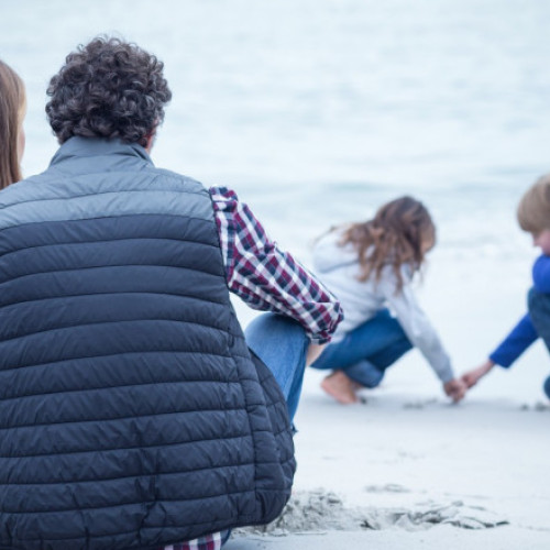 Ministerul Familiei: Sunt 7057 de copii adoptabili. Doar 3119 familii s-au atestat pentru adopţia naţională