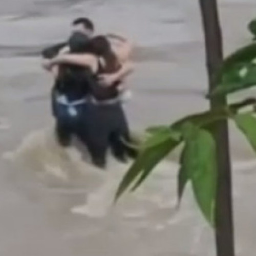 MAE confirmă cetăţenia română a două dintre cele trei persoane luate de ape în Italia