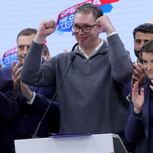 Partidul la putere în Serbia a câştigat alegerile în Belgrad după acuzaţiile de fraudă
