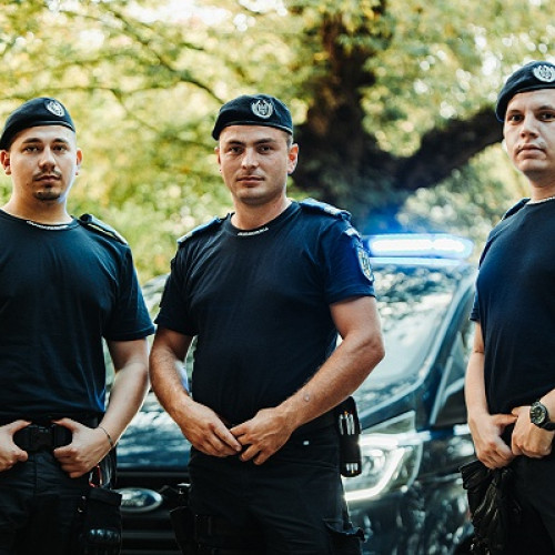 =
"Jandarmii au prins hoața care a furat banii în Grădina Romei.