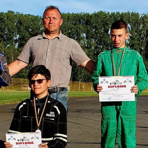 Echipajul Palatului Copiilor din Alba Iulia triumfă în competiție de karting școlar