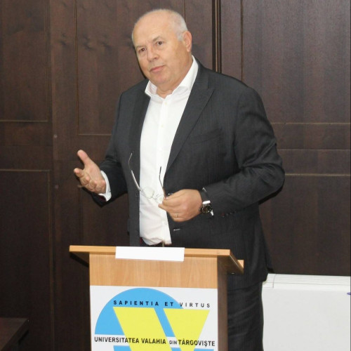 CCIA Dâmbovița - Far pentru generatii de studenti si cercetatori, ziua UVT