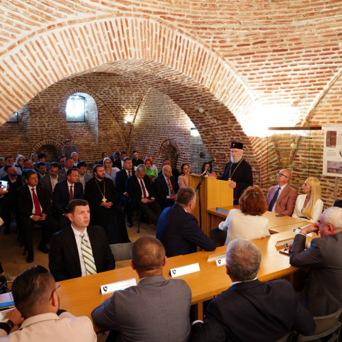 Ips Mitropolit Nifon, prezent la ședința festivă a Consiliului Județean Dâmbovița pentru celebrarea zilelor județului