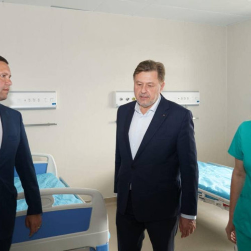 Alexandru Rafila a participat la inaugurarea noii clădiri a Ambulatoriului Spitalului Județean din Târgoviște.