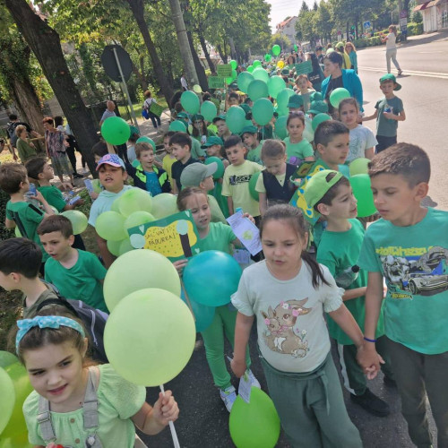 Parada scolii Coresi a incantat Targovistea