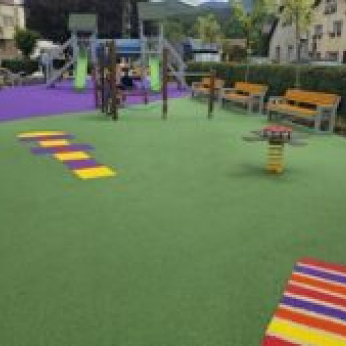 Parcul din cartierul Florilor 2 se deschide azi în Râşnov - FOTO