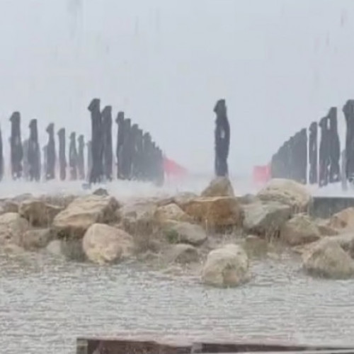 O furtună puternică a lovit litoralul românesc