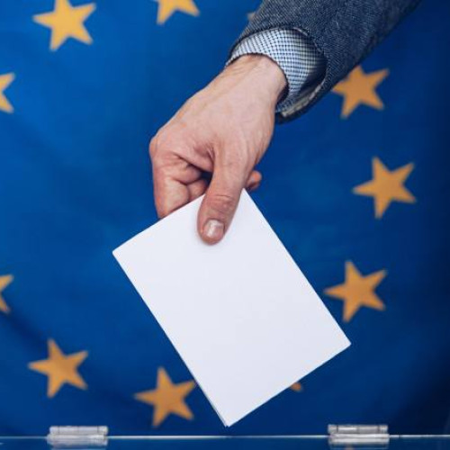 Alegeri în Uniunea Europeană: Urnele s-au deschis în Olanda