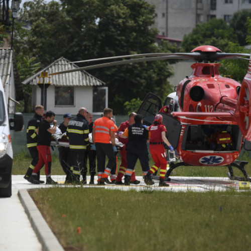 Trei persoane grav rănite după explozia de la magazinul Dedeman din Botoșani