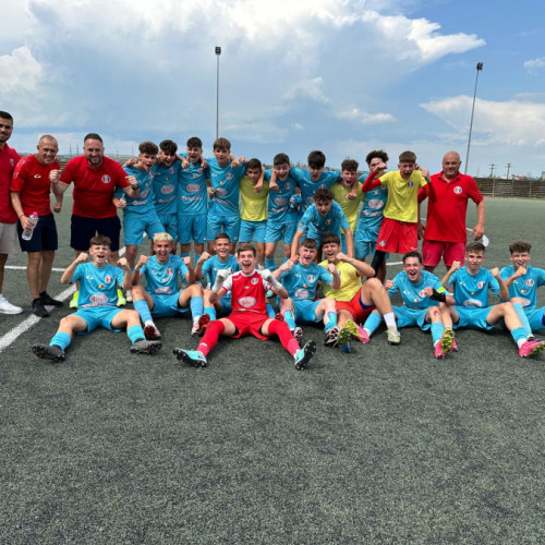 Echipa pregătită de Bogdan Balaban a obținut o victorie clară și s-a calificat în semifinale