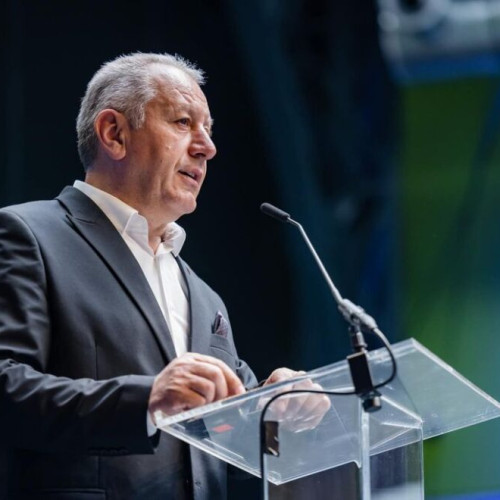 Radu Moldovan conduce în sondaje cu aproape 52% din voturi