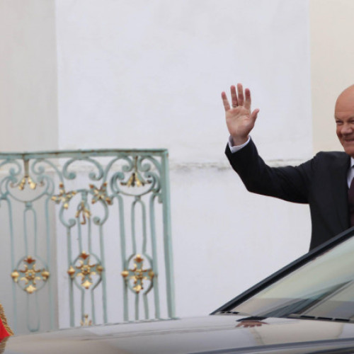 Politicienii ruși reacționează la eșecurile electorale ale lui Macron și Scholz