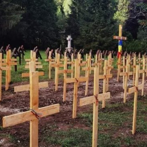 Eroii cazuti in luptele pentru tara vor fi cinstiti joi la Cimitirul International al Eroilor din Valea Uzului