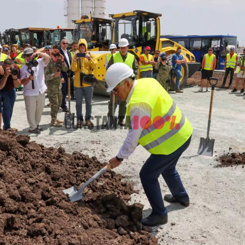 Ceremonia de Anunțare a Extinderii Bazei 57 Aeriene