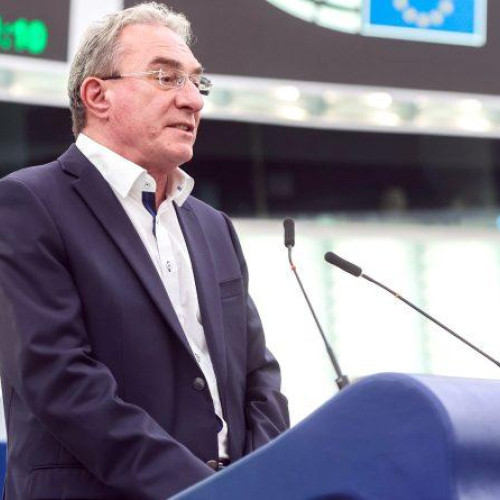 România primește 33 de locuri de europarlamentari