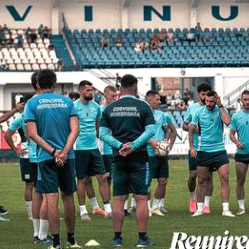Primul antrenament al verii pentru Corvinul Hunedoara