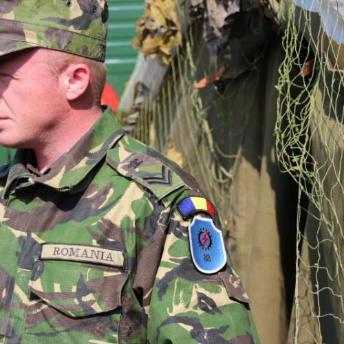 Ceremonia de schimbare a comenzii grupului de luptă multinațional