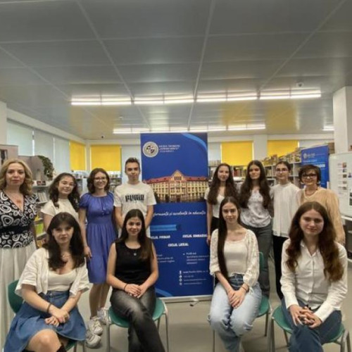 Elevii Liceului "Avram Iancu" din Cluj-Napoca la Olimpiada de Biologie