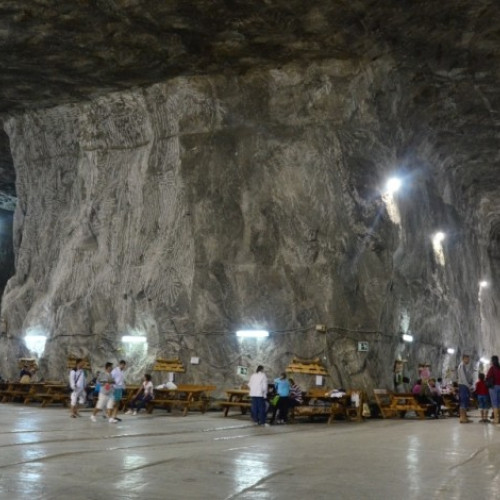 Salina Praid se redeschide după o lună de închidere