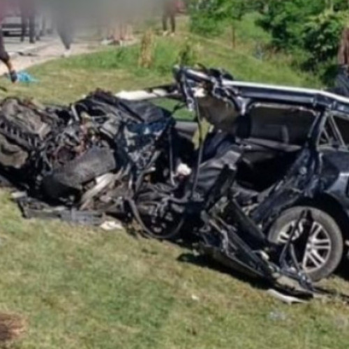 Accident tragic în Vâlcea: Un autocar cu 51 de copii, lovit frontal