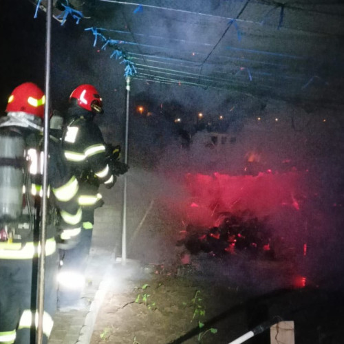 Incendiu la o gospodărie din Alba Iulia