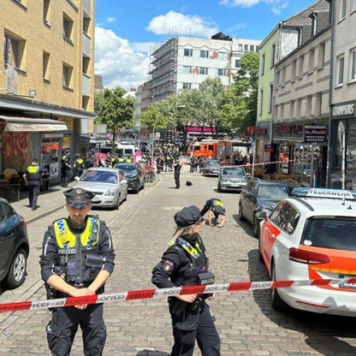 Bărbat împușcat mortal în Hamburg după ce a amenințat polițiștii cu un topor