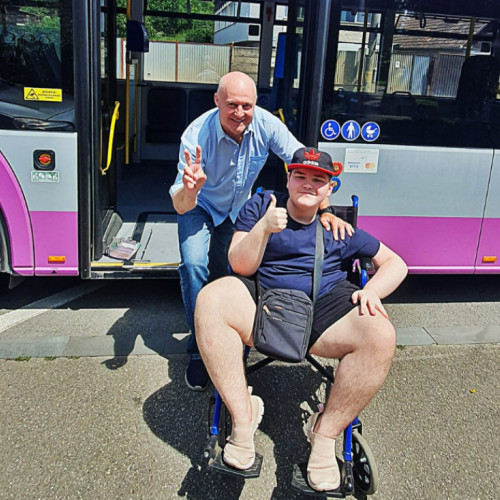 Gest de bunătate în autobuzul 14 din Cluj-Napoca