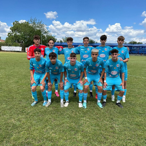 Fotbal: Juniorii Under 15 de la Scoala de Fotbal Otelul castiga in semifinale