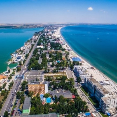 Vacanța de vară aduce turiști la mare