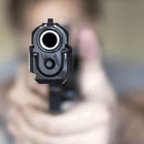 Amenințare cu un pistol în localitatea Poganesti