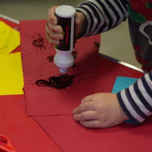 Aproape 100 de grădinițe din București vor funcționa pe timpul verii