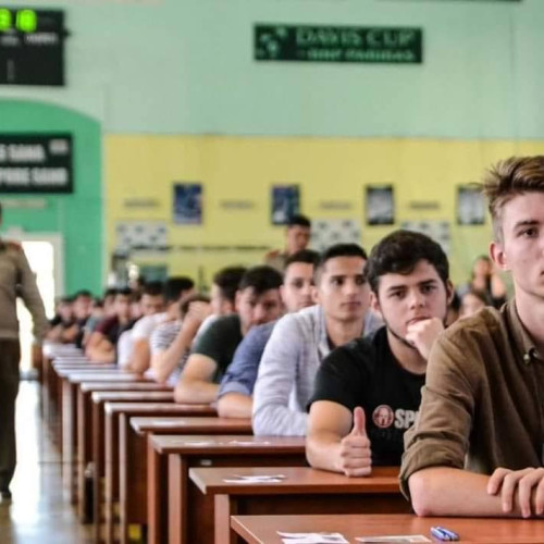 Perioada de înscrieri și examene la instituțiile militare din Dâmbovița: Informatii esențiale pentru candidați