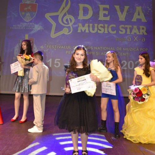 Festivalul-Concurs Național de Muzică Pop pentru Copii și Adolescenți "Deva Music Star" 2024 și-a desemnat câștigătorii