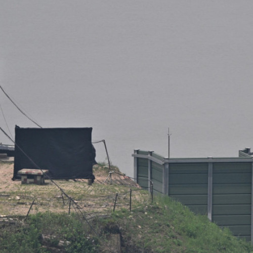 Soldați nord-coreeni trec linia de demarcație, forțând Coreea de Sud să tragă focuri de avertisment