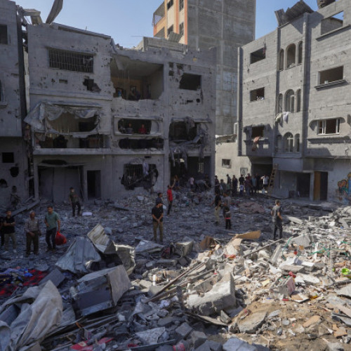 Atacurile aeriene israeliene din Gaza ucid 17 palestinieni