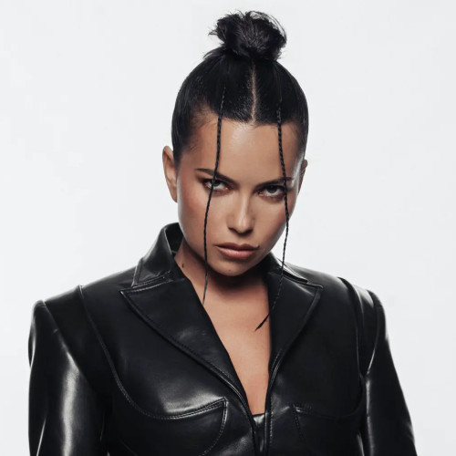 Kris Kross Amsterdam colaborează cu INNA pentru "Queen of My Castle"