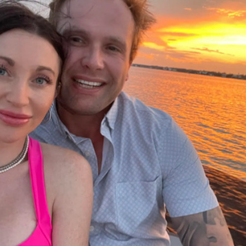 Chirurg estetician din Florida, acuzat de moartea soției sale în timpul unei operații estetice