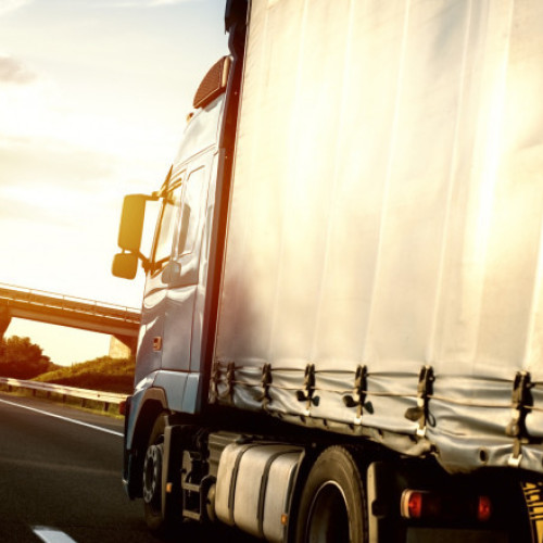 Restricții de Circulație pentru Vehicule Mari în Mai Multe Județe din România din Cauza Caniculei