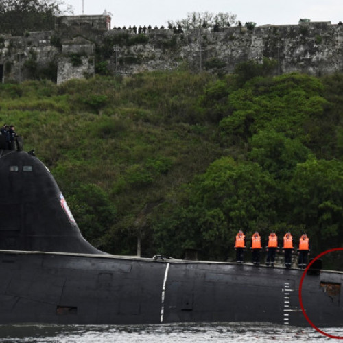 Un submarin de ultimă generație al Rusiei se confruntă cu probleme tehnice în urma unei plecări din Cuba