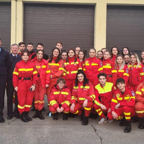 ISU Neamț reia Campania de recrutare pentru voluntari "Salvator din pasiune"