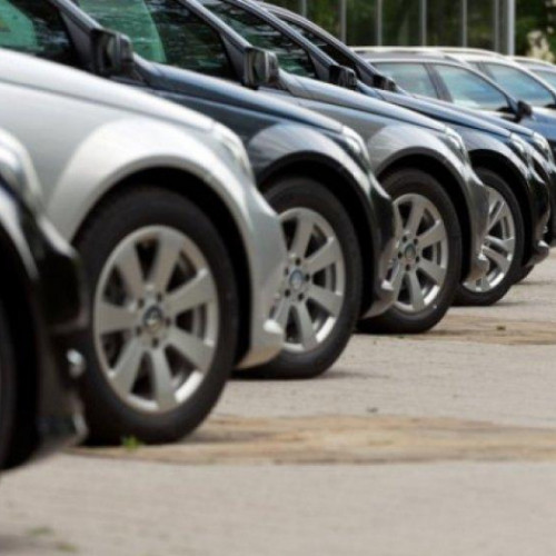 Cifra de afaceri în comerțul cu autovehicule și motociclete a crescut cu 5,5% în primele patru luni ale anului