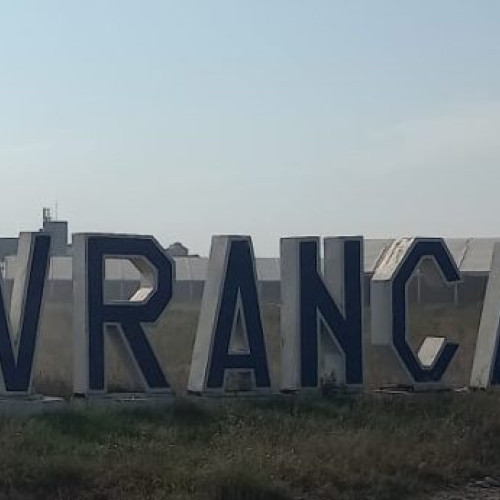 Incendiu pe o suprafață de 1000 mp: Situația este sub control